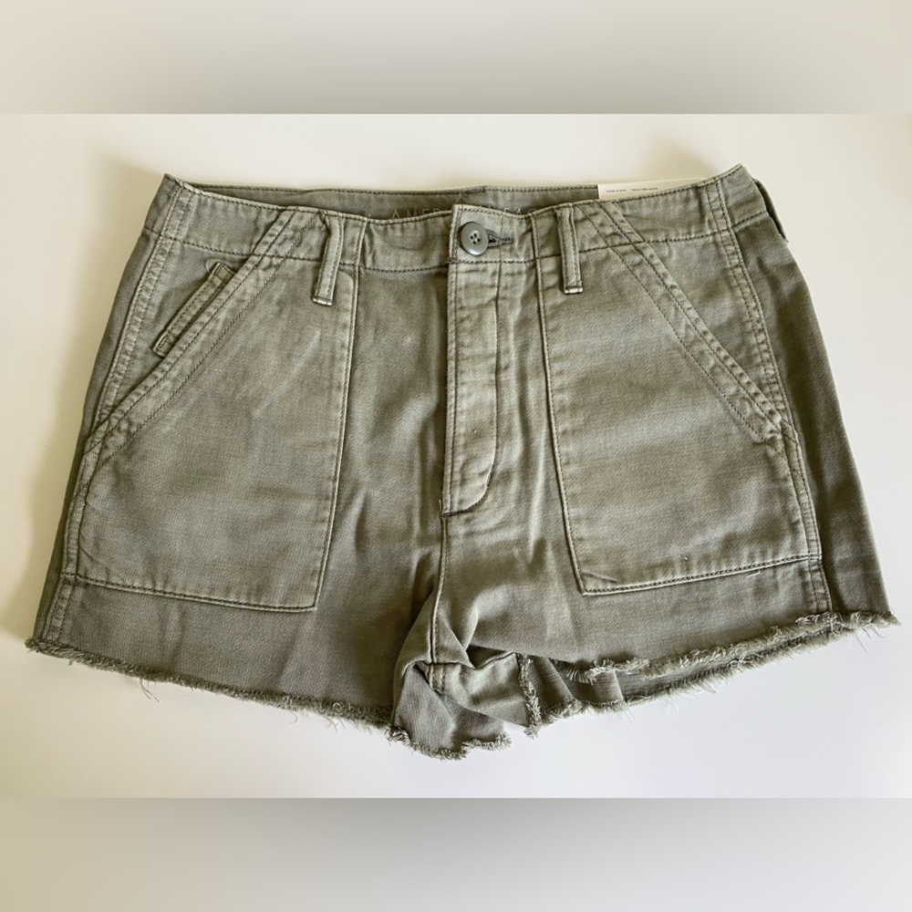 American Eagle super high rise green short size 8